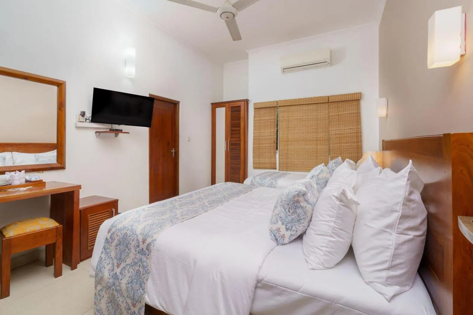 Hotel Travellers Nest Kandy 4*,  Sri Lanka