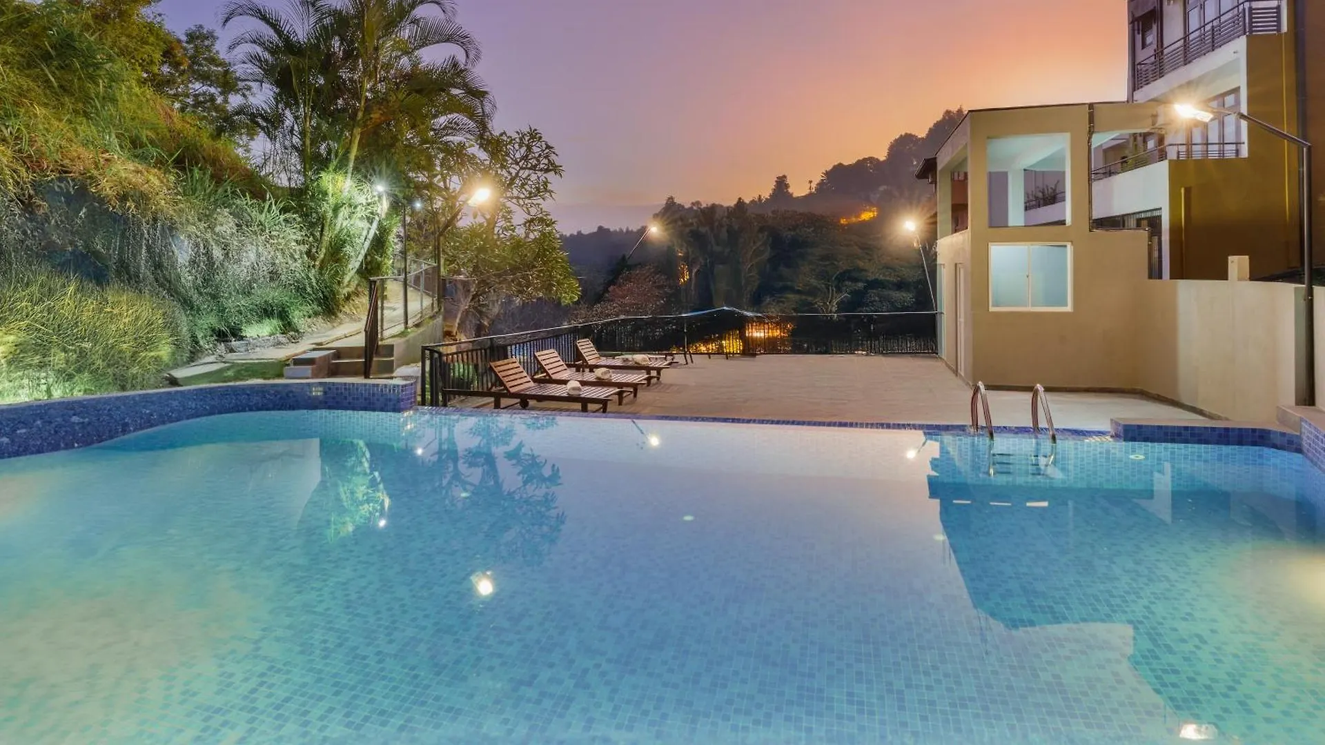 Hotel Travellers Nest Kandy