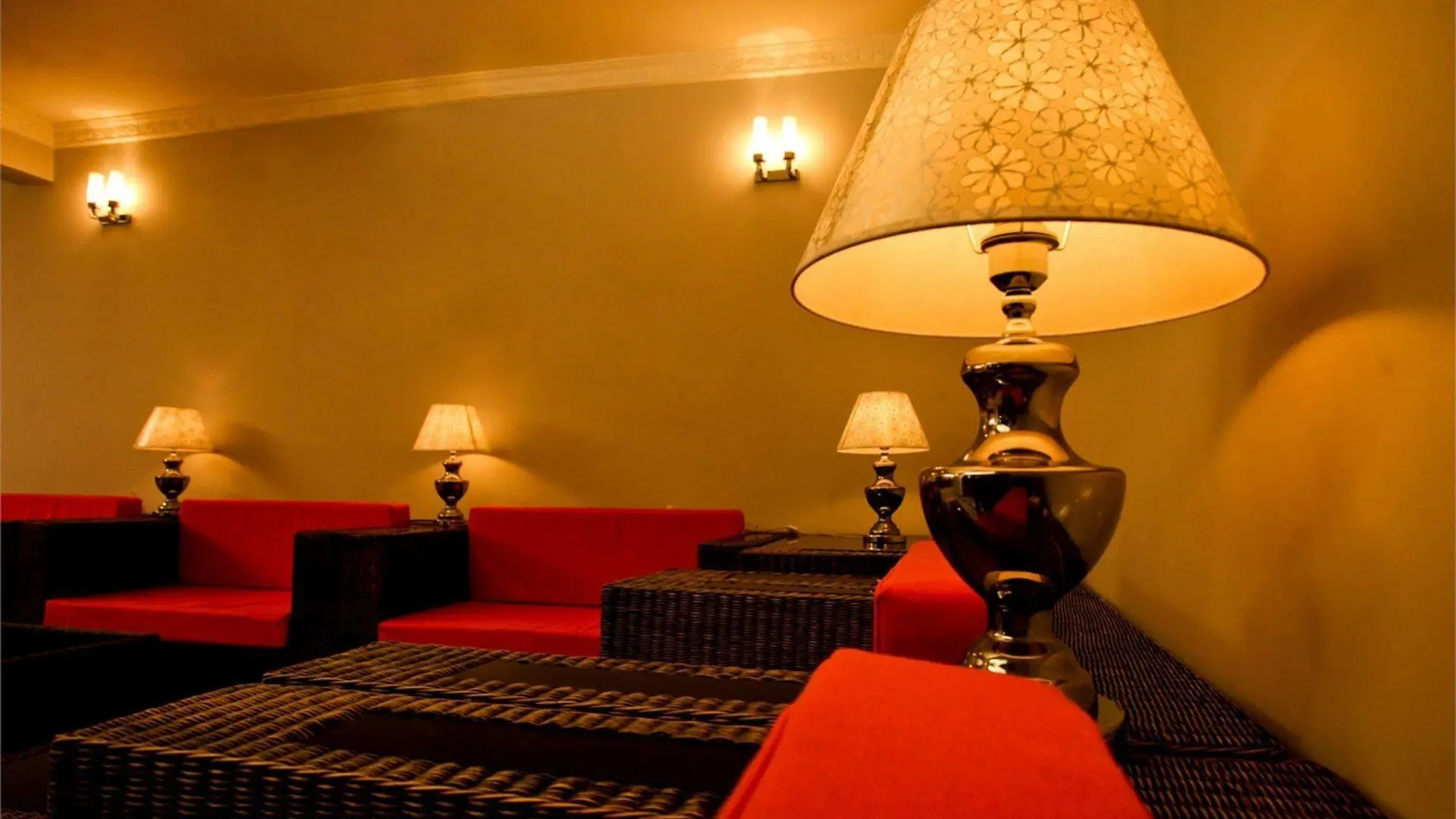 Hotel Travellers Nest Kandy